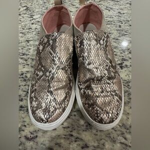 Hey Dude Brown Tan snakeskin Slip-On Sneakers